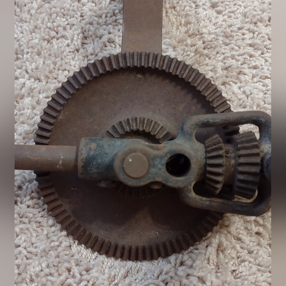 Antique Dunlap Shoulder Plate Hand Drill with Wood Handles - Picture 4 of 10